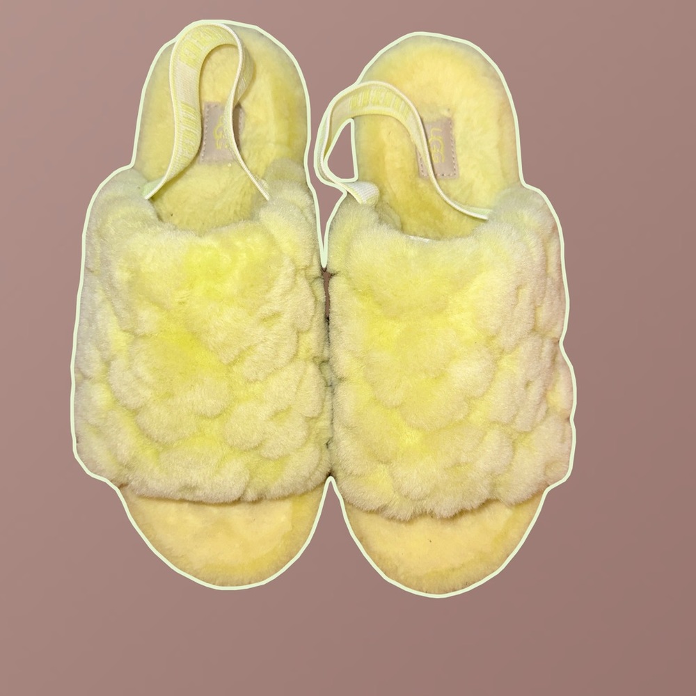 Size 11 Ugg Slippers 💛